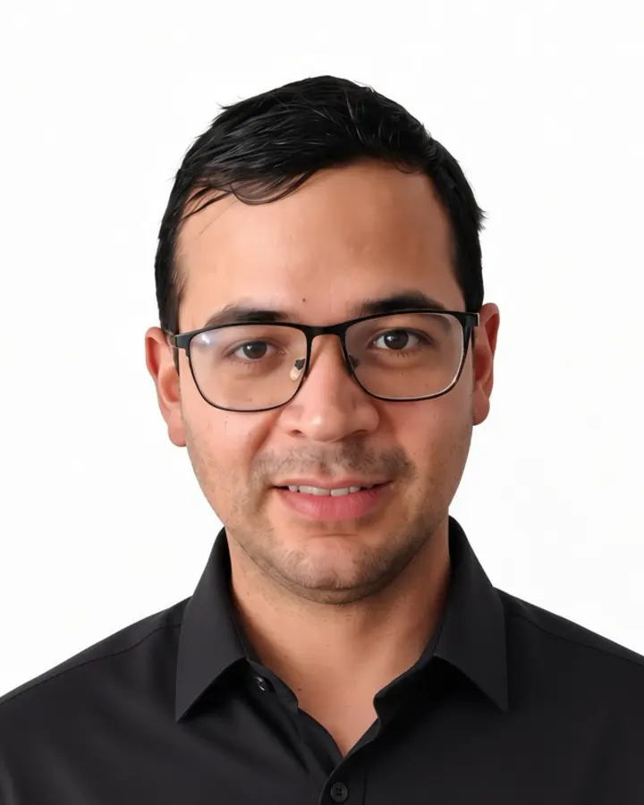 Portrait of Jonathan Deiloff, CTO of M&G Dynamics Corp